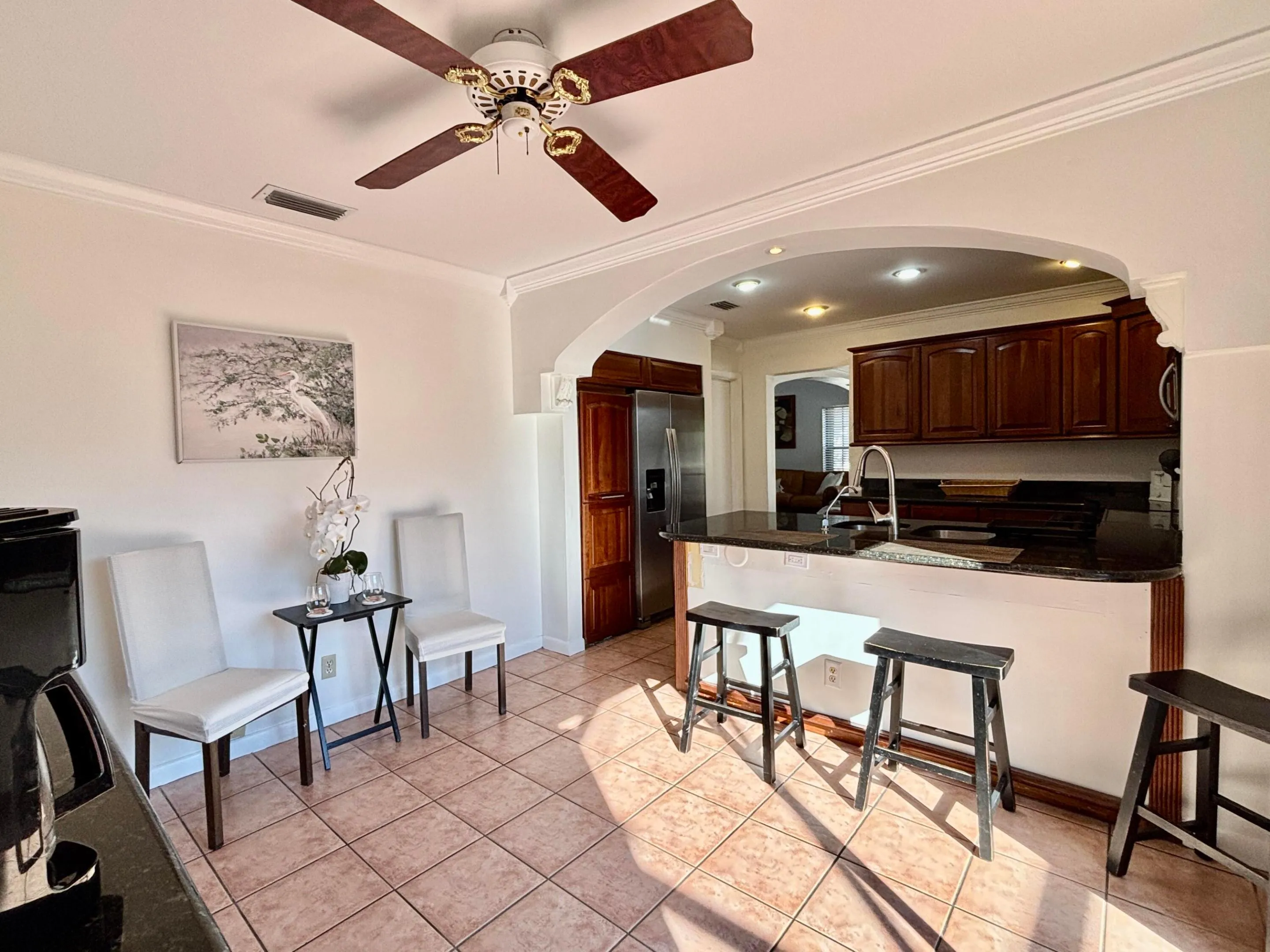 Coffee/Wine Room