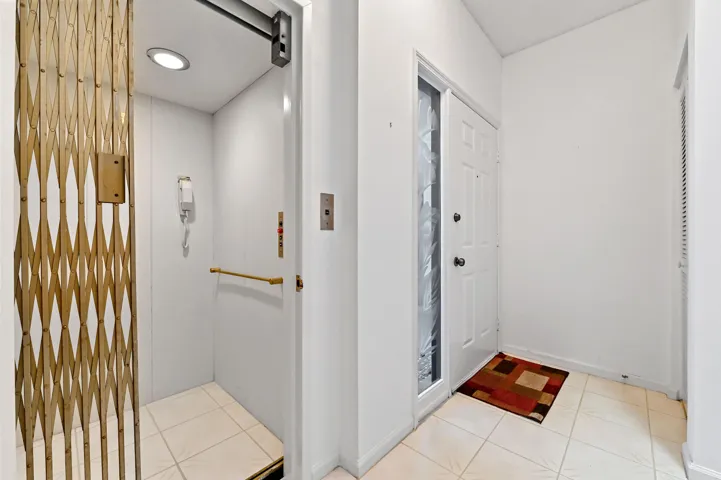 05 Elevator 01