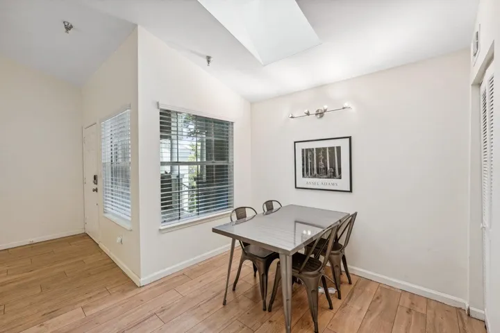 20230629182140088933000000-o