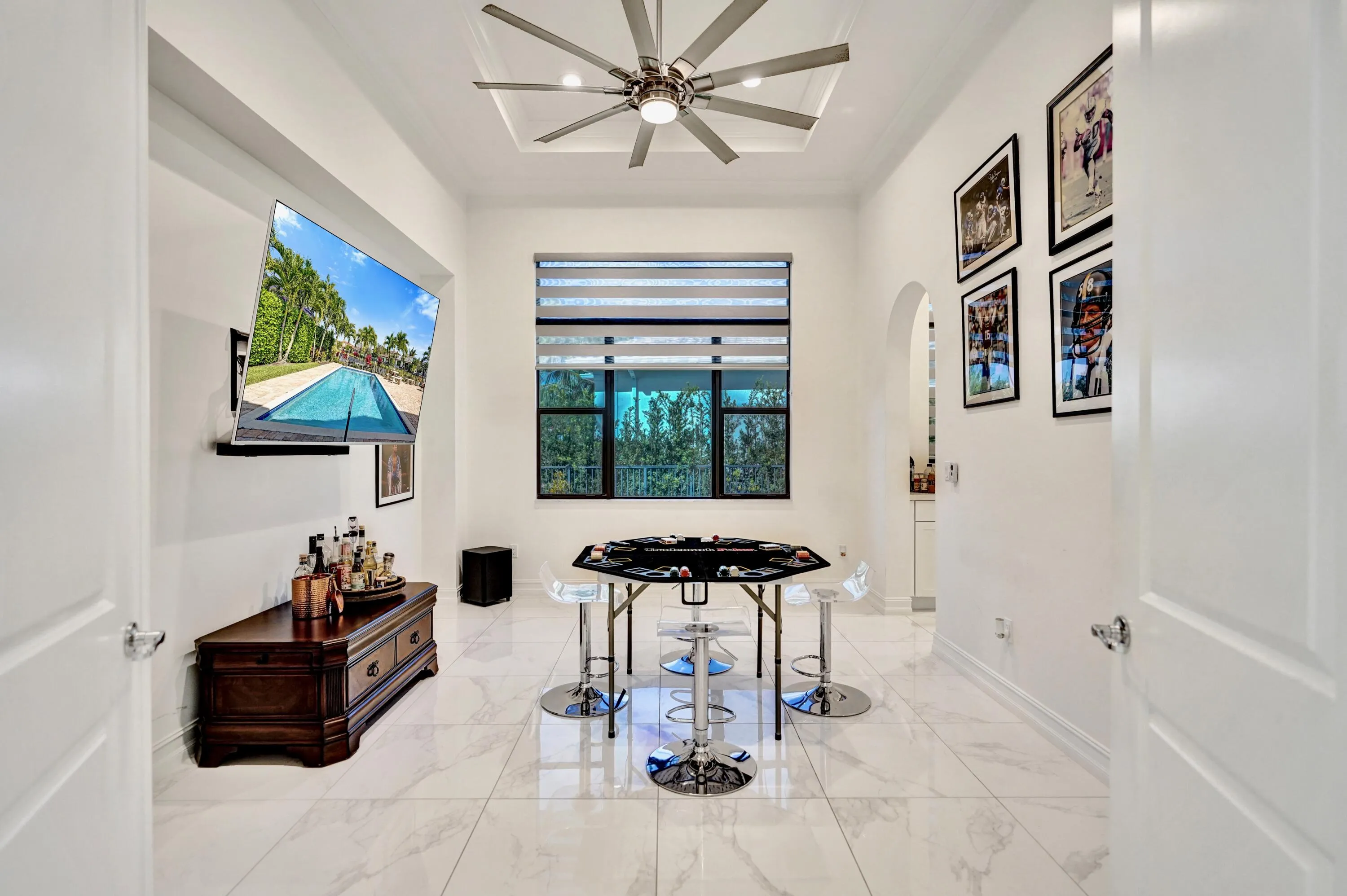Large Bonus Room