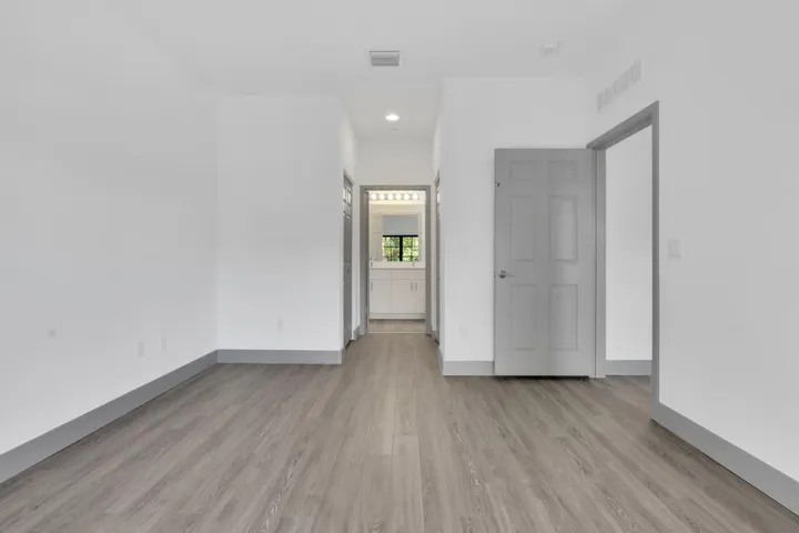 09_Image_9_of_13_mls - Copy