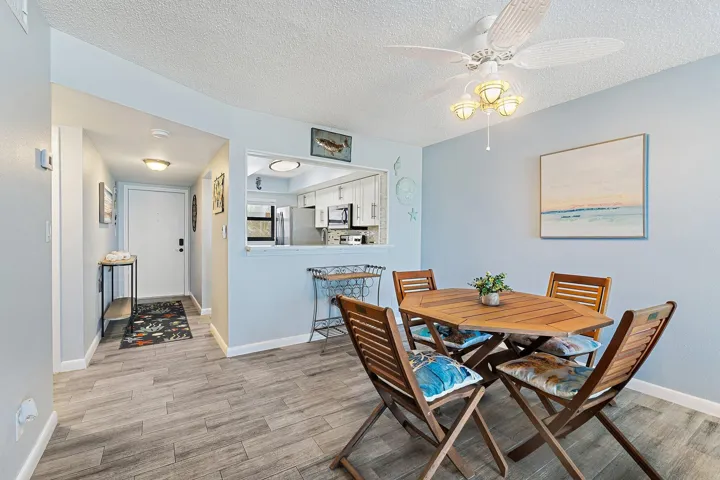 034-10310SOceanDr-205-JensenBeach-SMALL