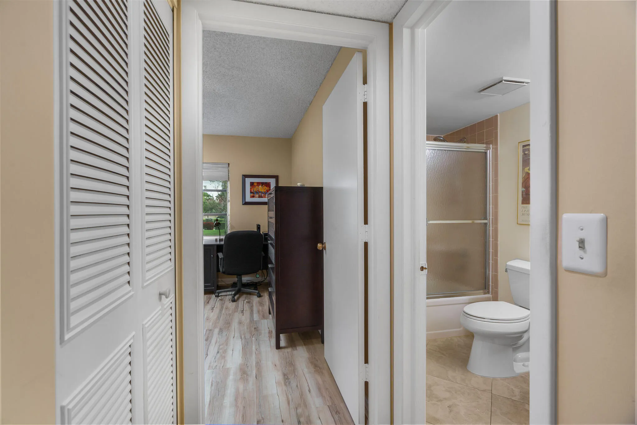 2ND BED BATH ACCESS