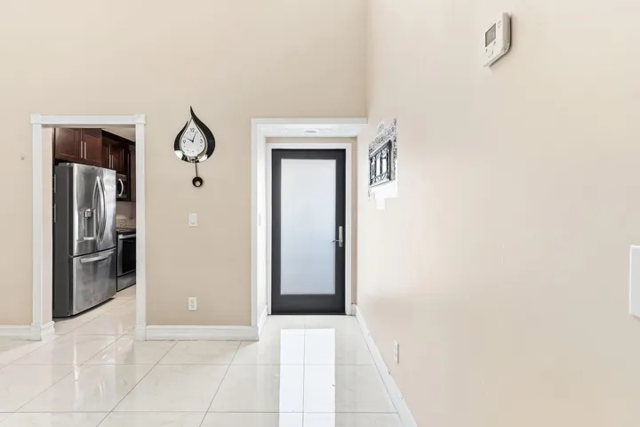 005-1875AbbeyRoad-WestPalmBeach-FL-33415