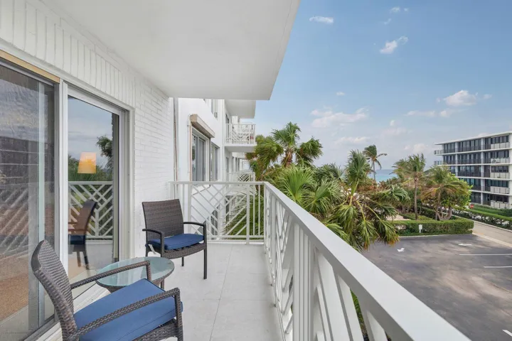 Relax on Balcony enjoying ocean breeze and smell of ocean air!