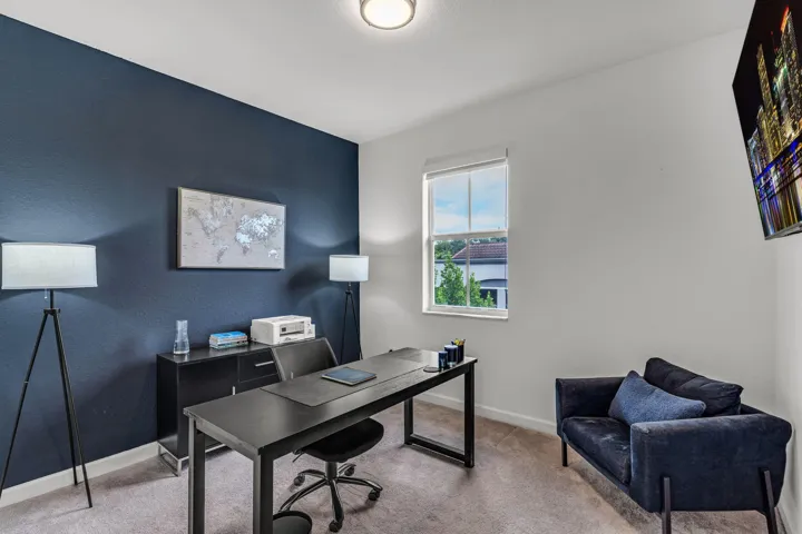 17-28-web-or-mls-4613nw118ave-28