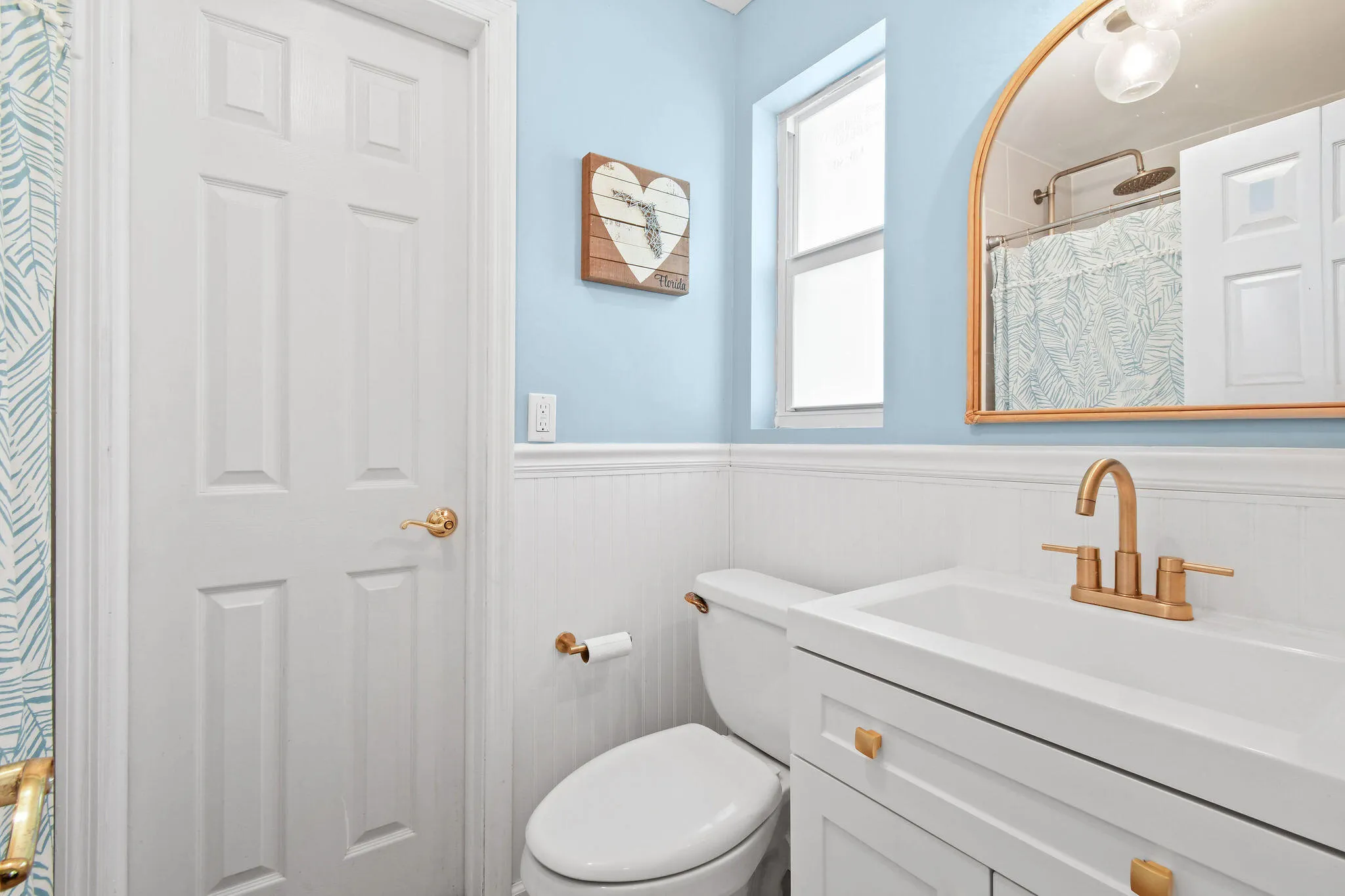 8110WLakeDr(27)