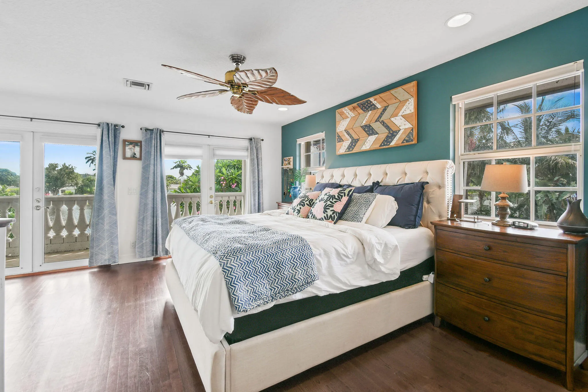 8110WLakeDr(35)