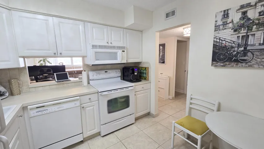Kitchen2