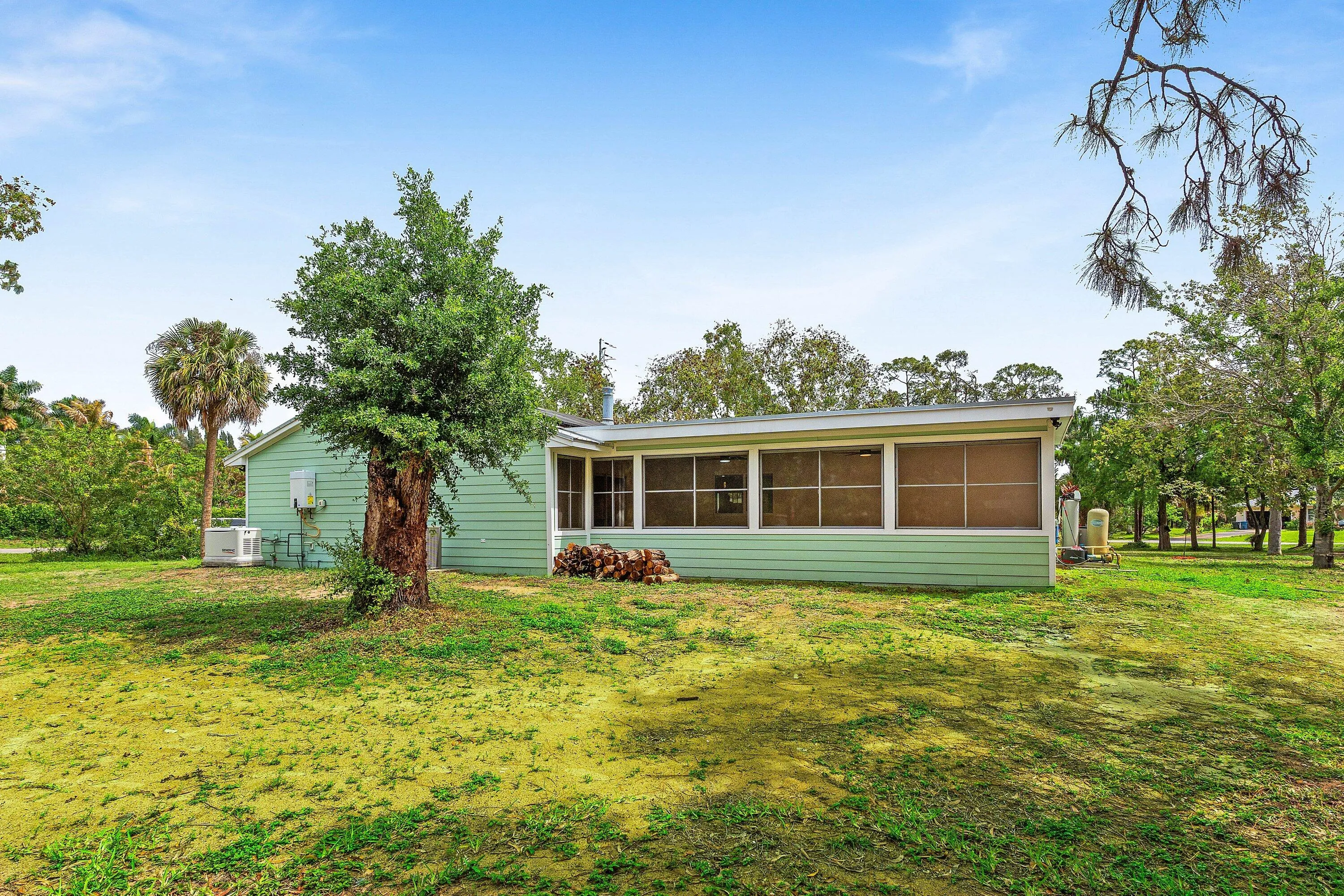 029-4397AvocadoBoulevard-WestPalmBeach-F