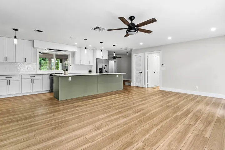 013-4397AvocadoBoulevard-WestPalmBeach-F