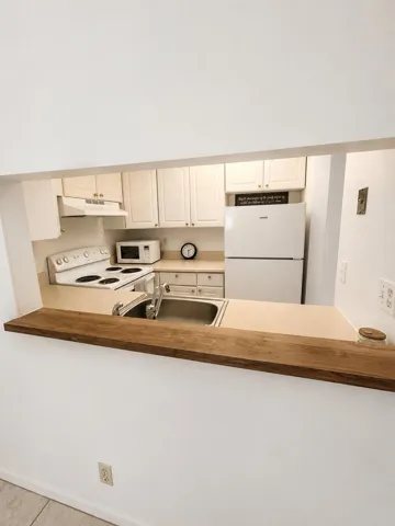 Kitchen nook