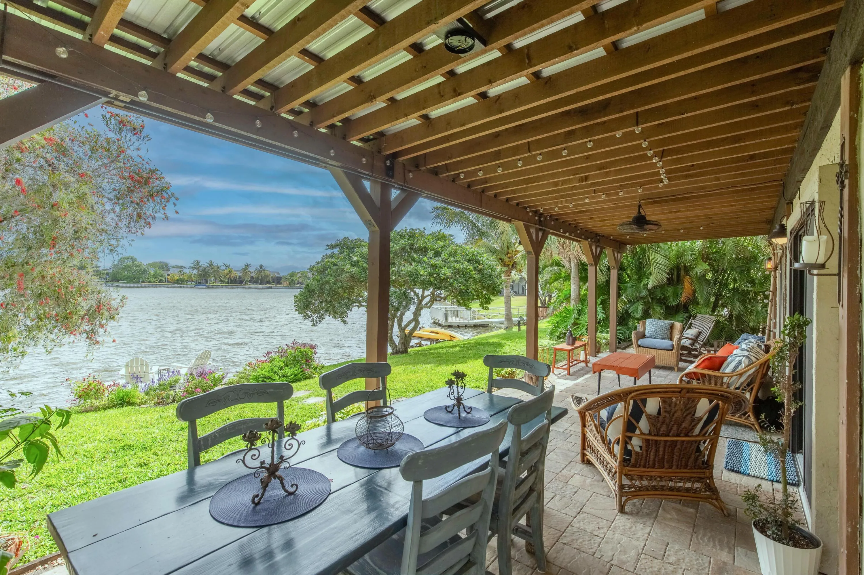 Dine Alfresco