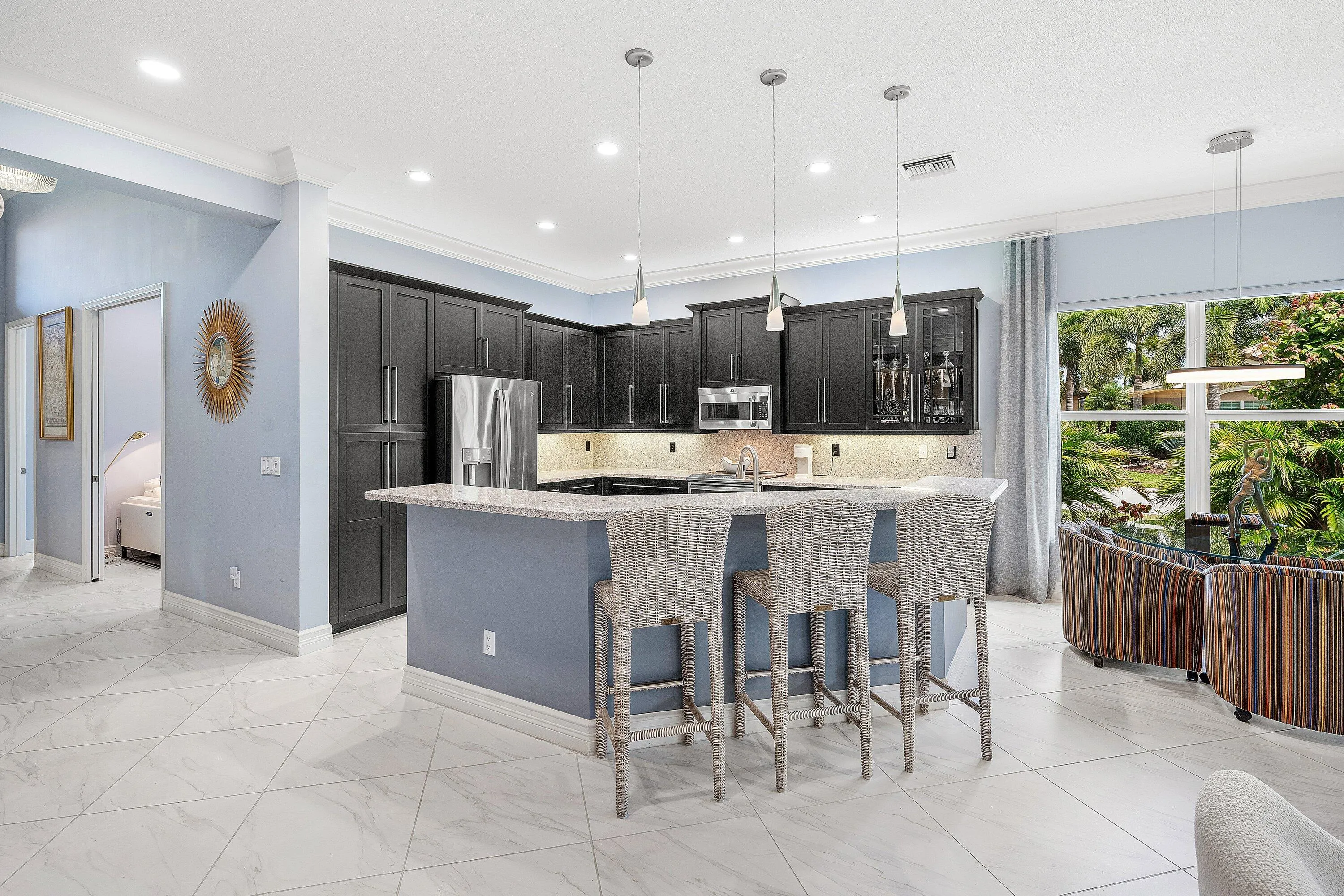 Kitchen Has Extended Snack Bar