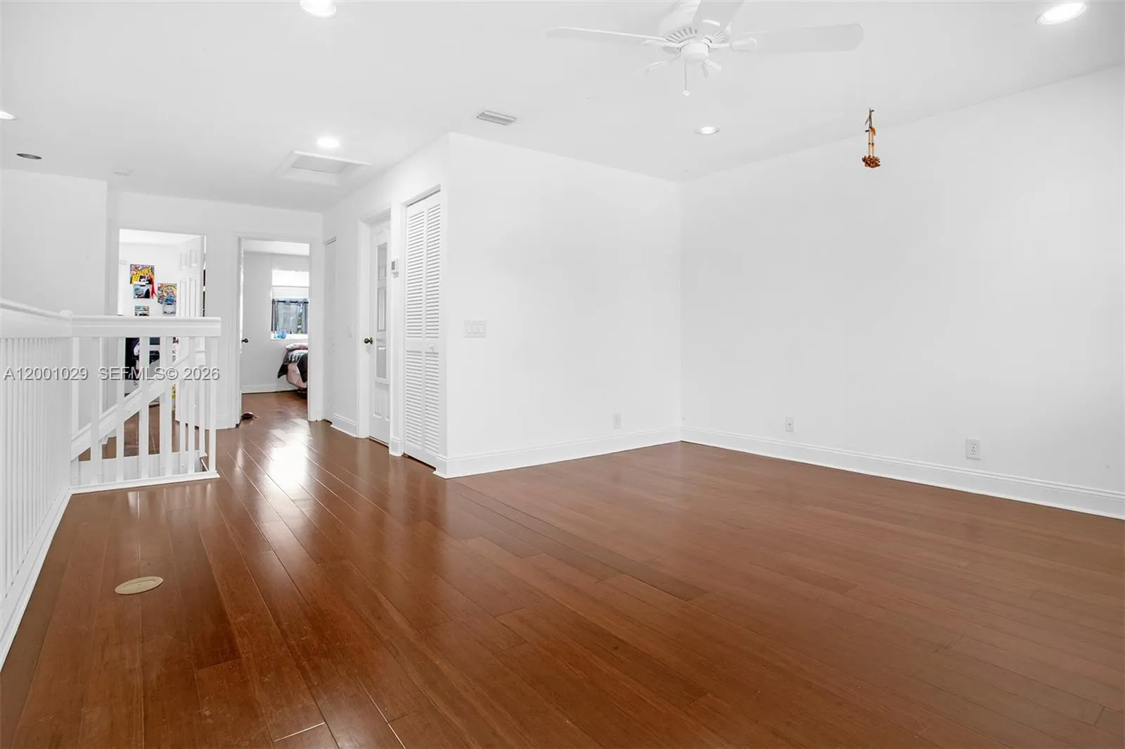 Oversize Den / office /playroom