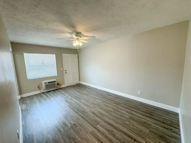 30A6289B-3637-40CC-9611-2F8B291A5811_1_1