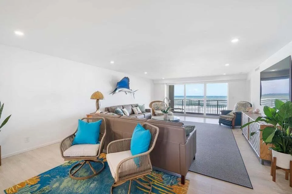 Island House Great Room and Ocean View