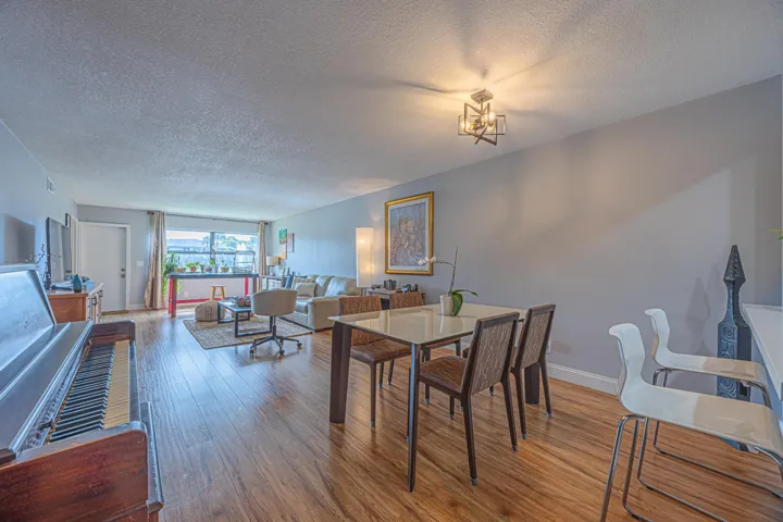 153A0060-HDR