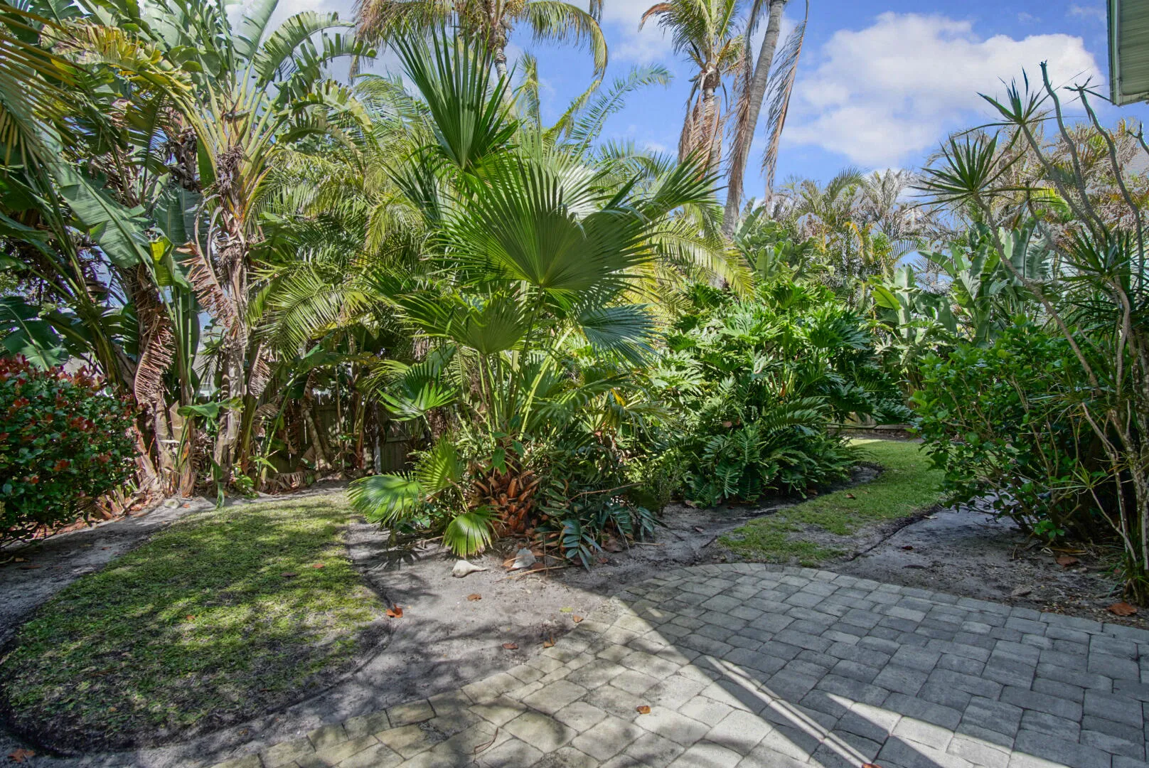 Property photo 37