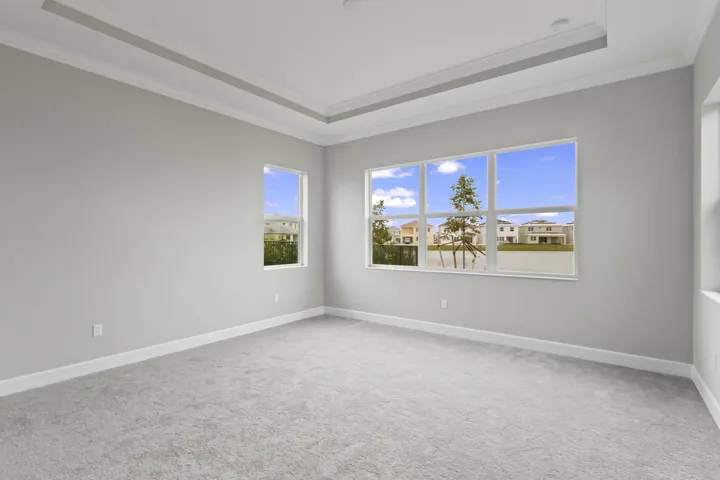 Owners Suite-016-002-4200x2800