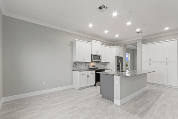 Kitchen-009-017-4200x2800