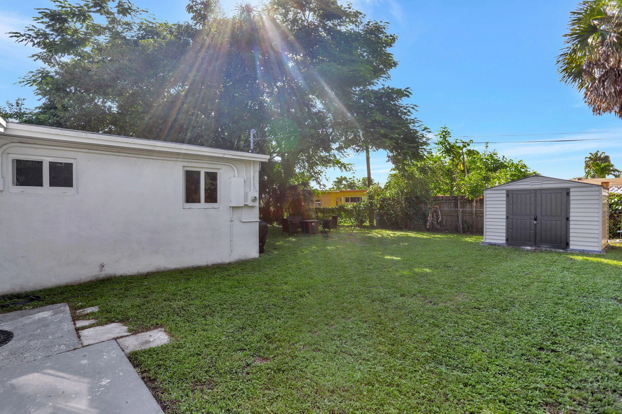 22-web-or-mls-001L6192