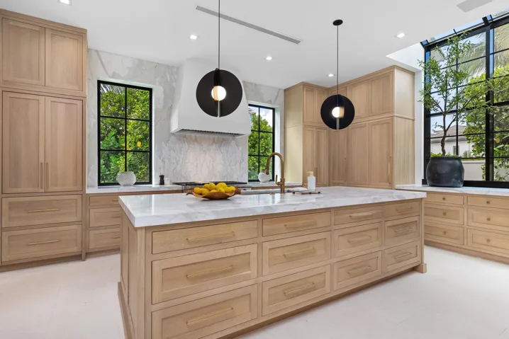 Kitchen 7