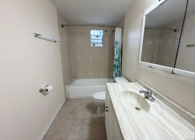 Main Bathroom