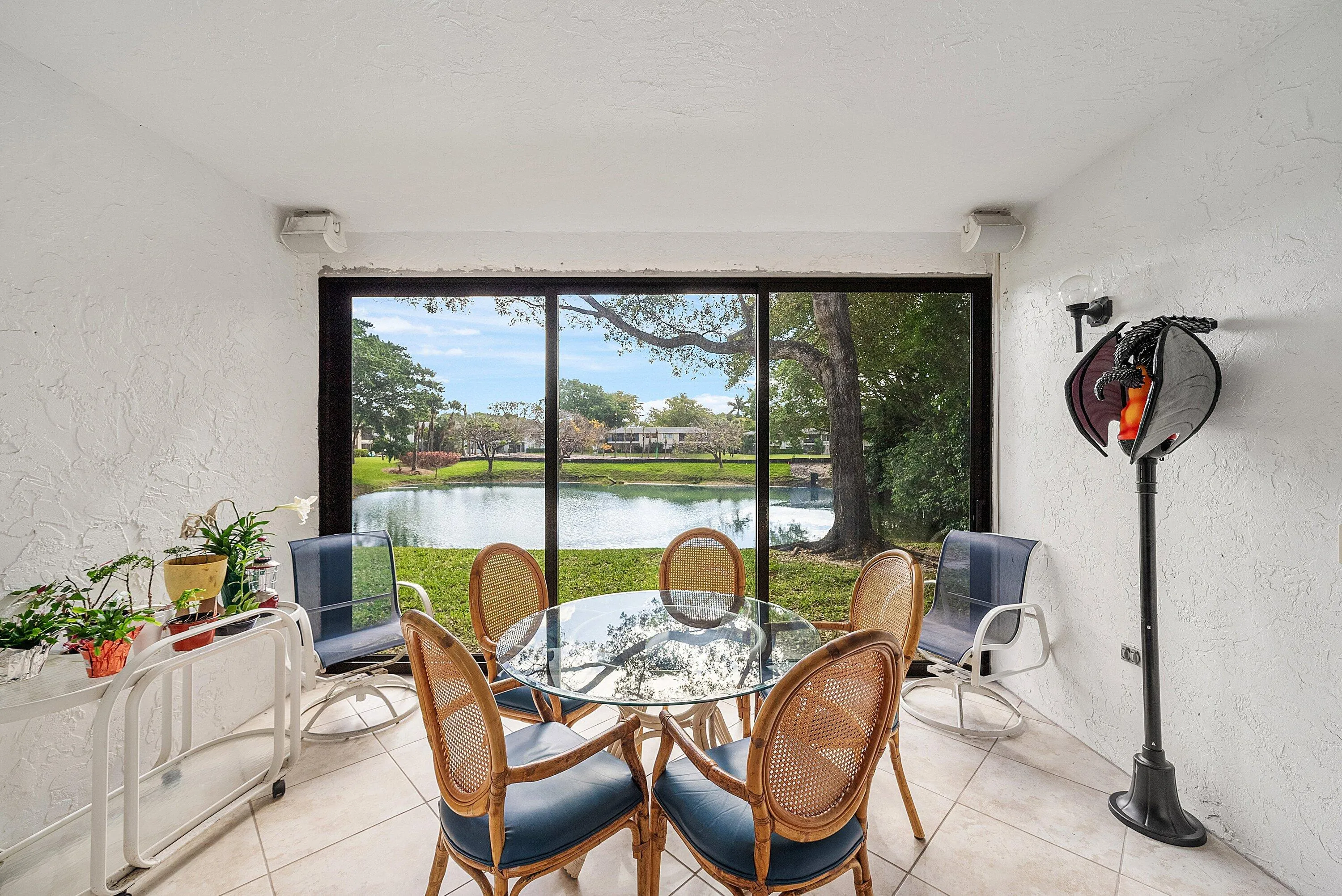 Lanai overlooking the Lake