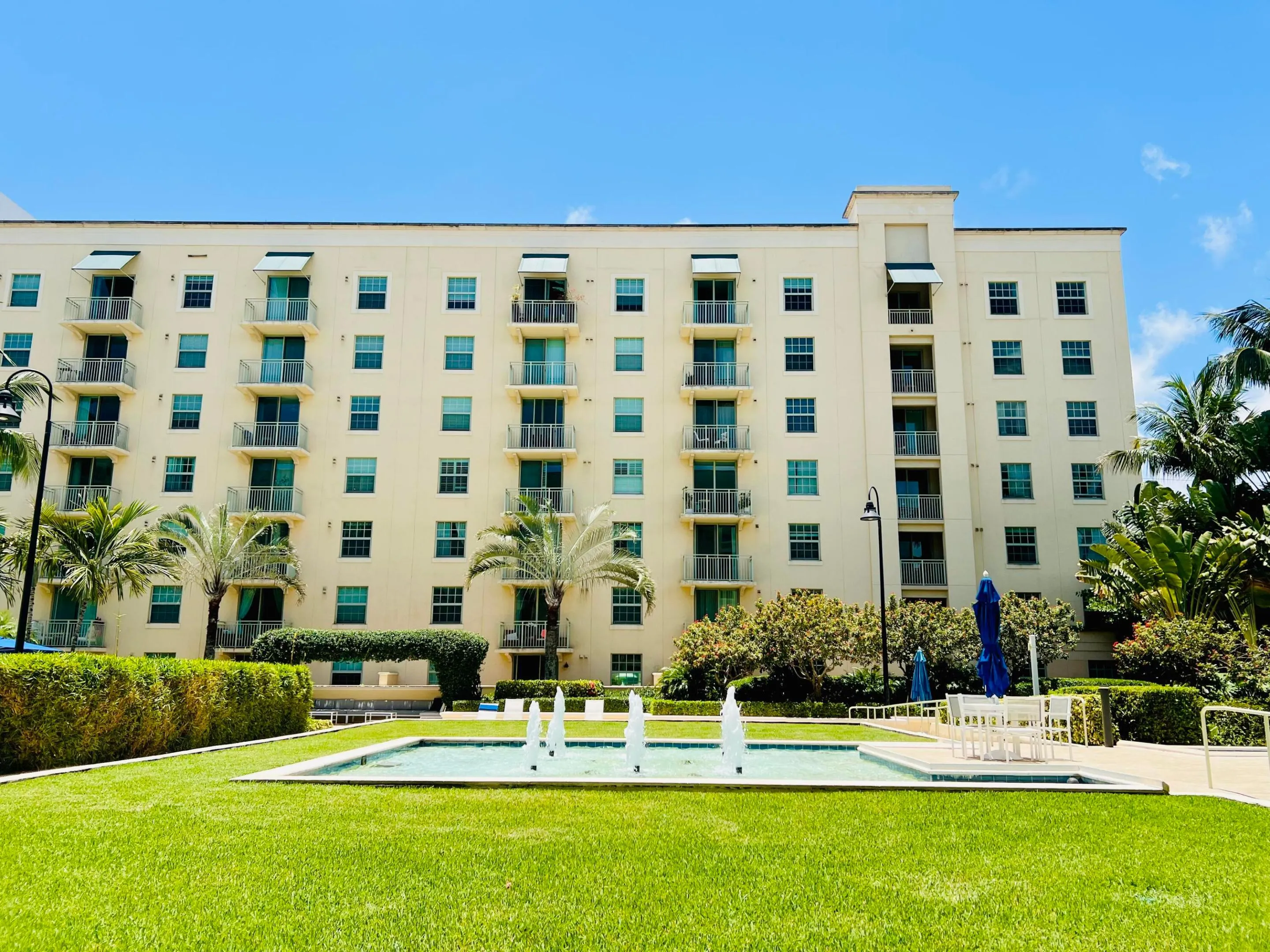 Fountains/Green space