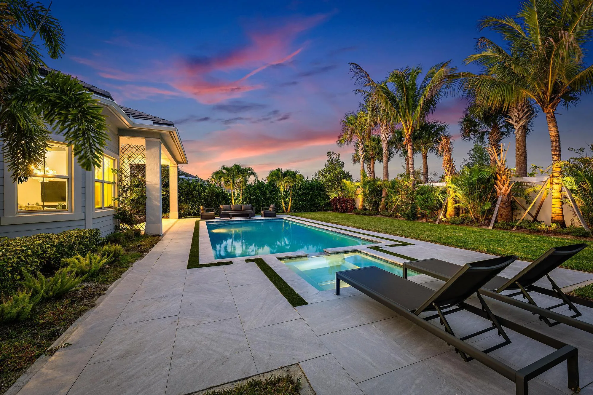 9338 Crestview Circle