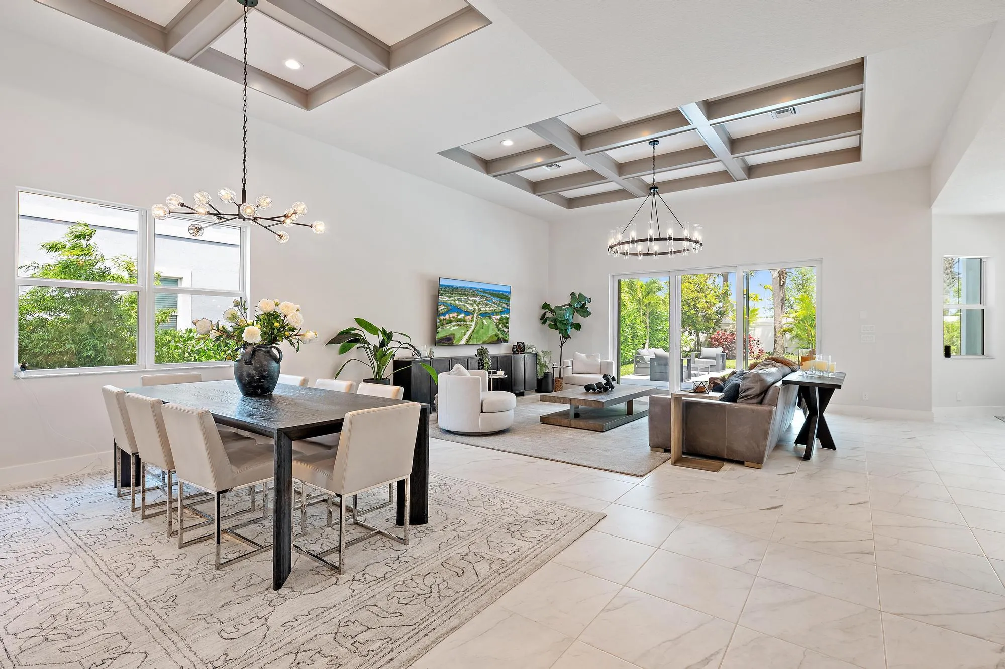 9338 Crestview Circle