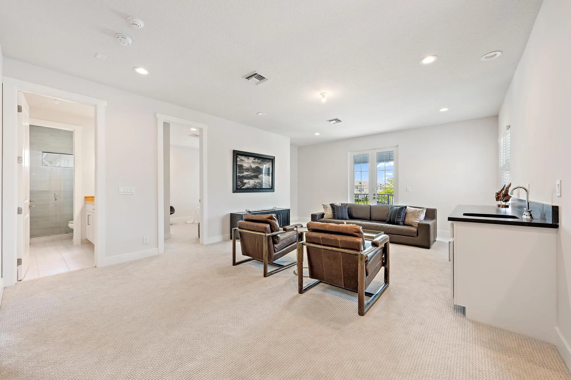 9338 Crestview Circle