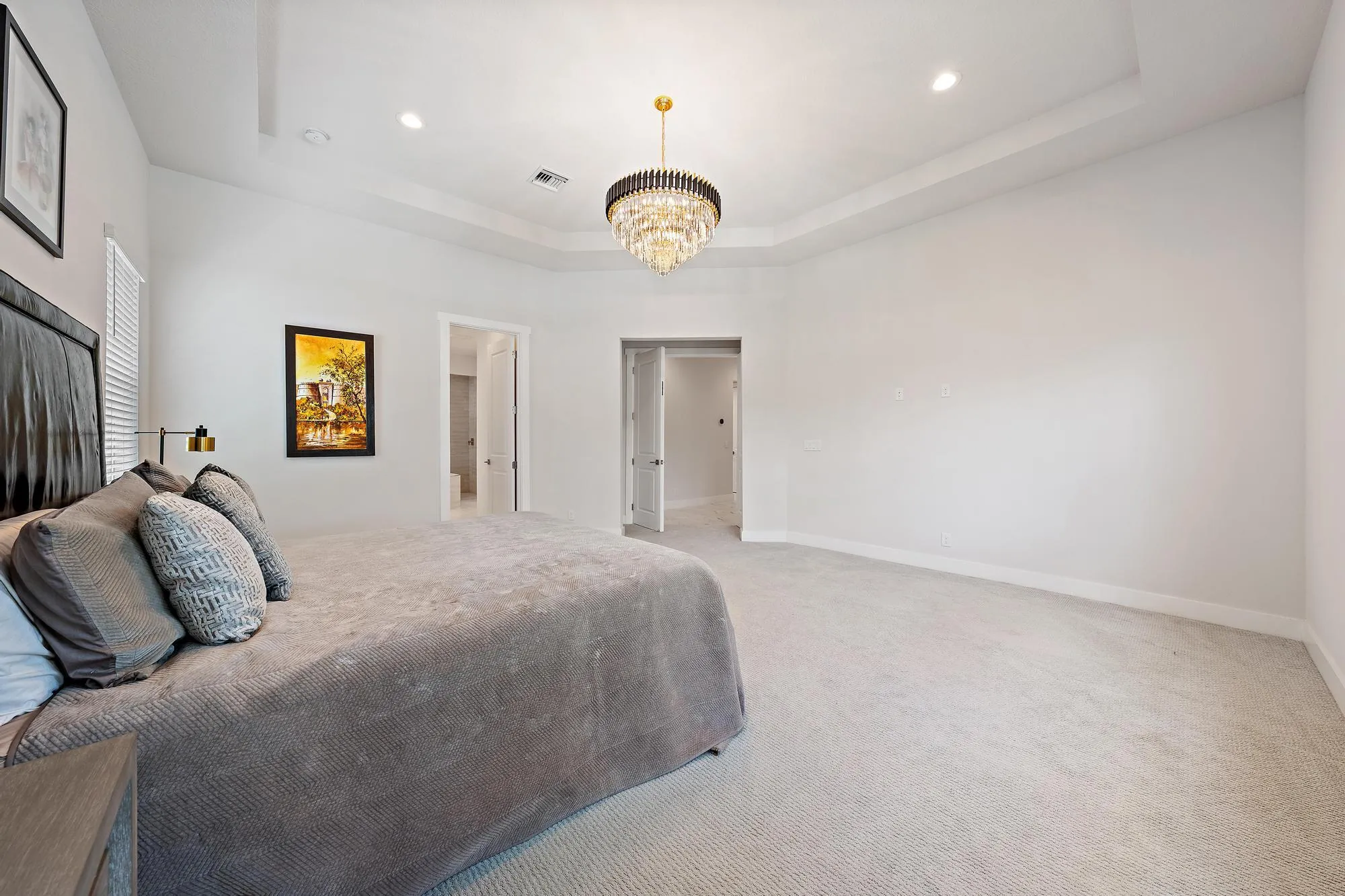 9338 Crestview Circle