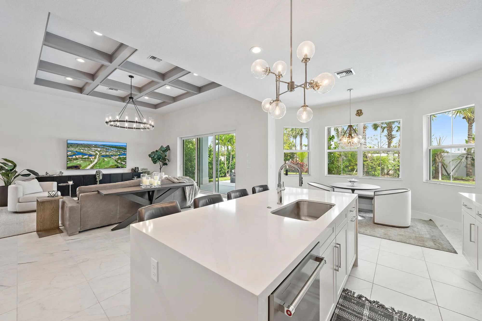 9338 Crestview Circle
