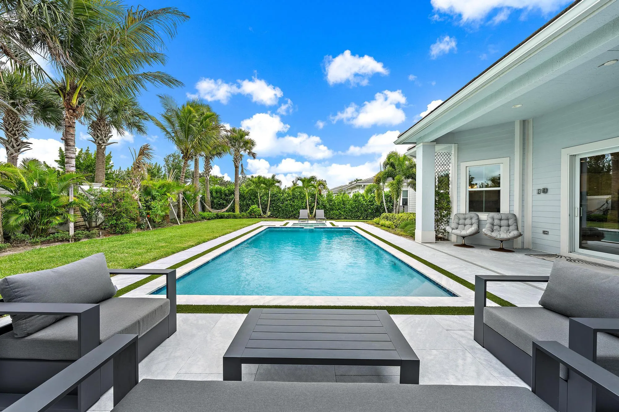 9338 Crestview Circle