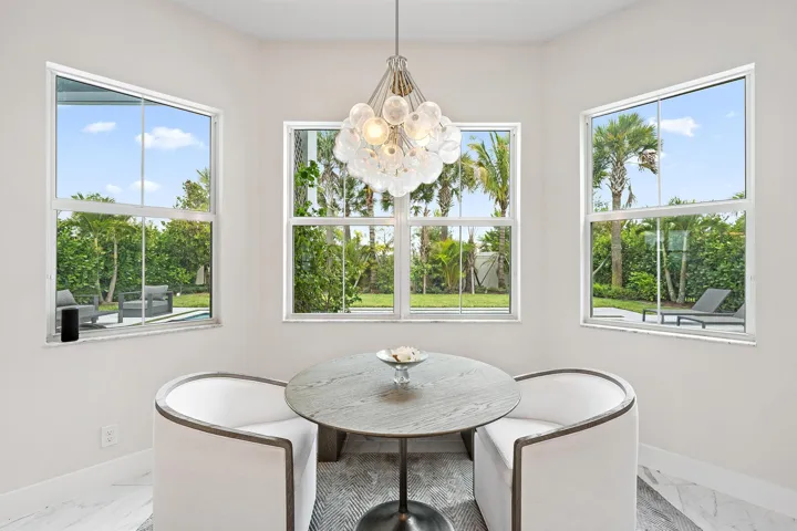 9338 Crestview Circle