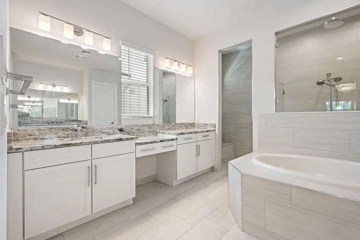 9338 Crestview Circle