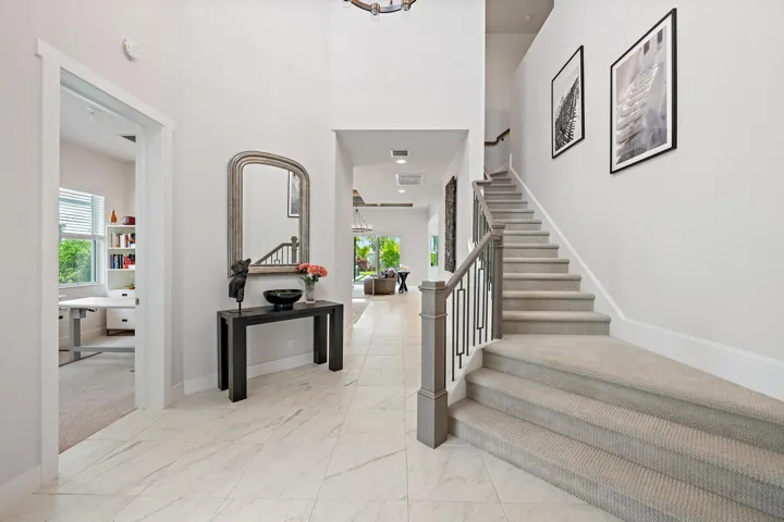 9338 Crestview Circle