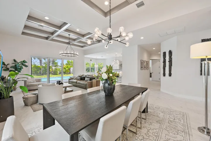 9338 Crestview Circle