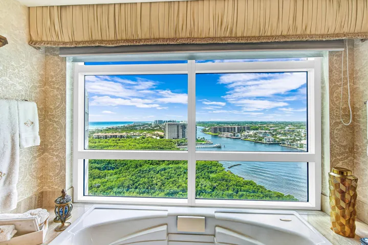 OCEAN & INTRACOASTAL VIEWS