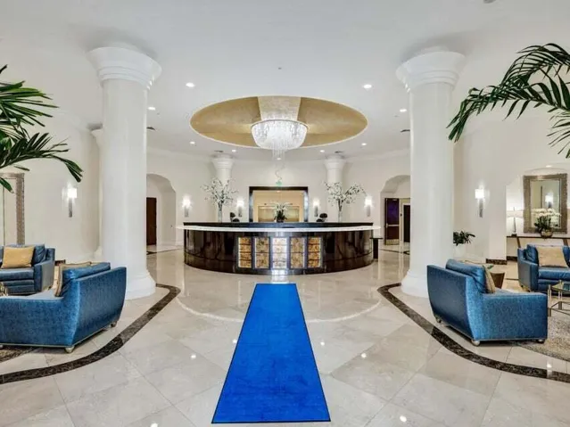24 HOUR CONCIERGE SERVICE & GUARD GATE