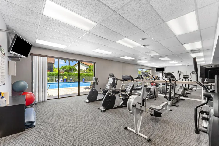 006-10755PalmLakeAvenue-BoyntonBeach-FL-