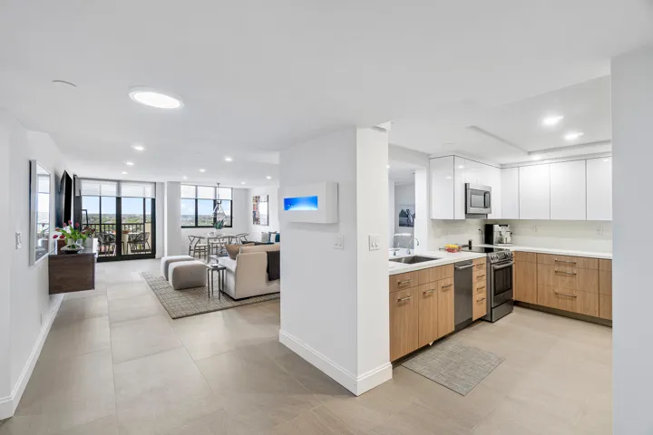 009-3420SouthOceanBoulevard-14X-Highland