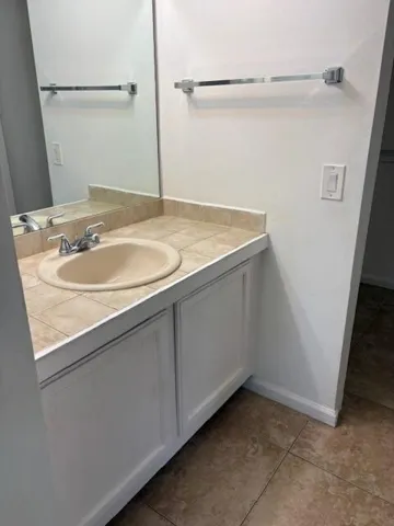 masterbathroom 2