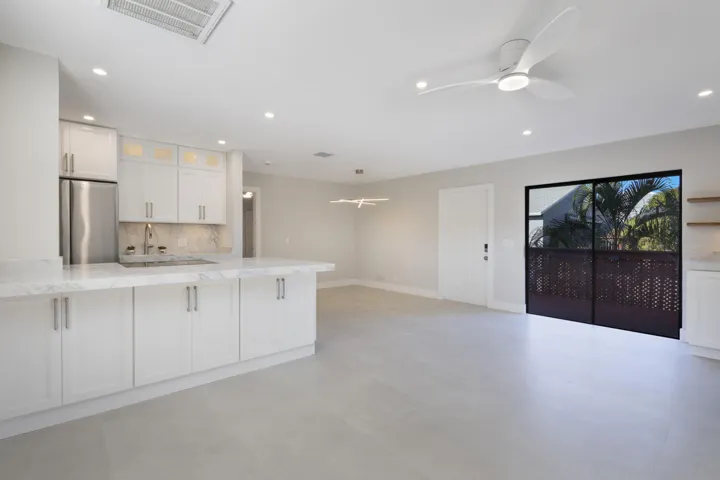 Living Kitchen/ Dining