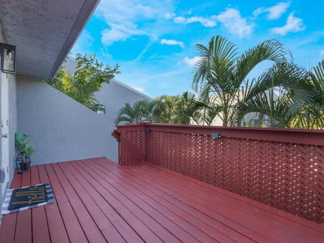 Deck 3