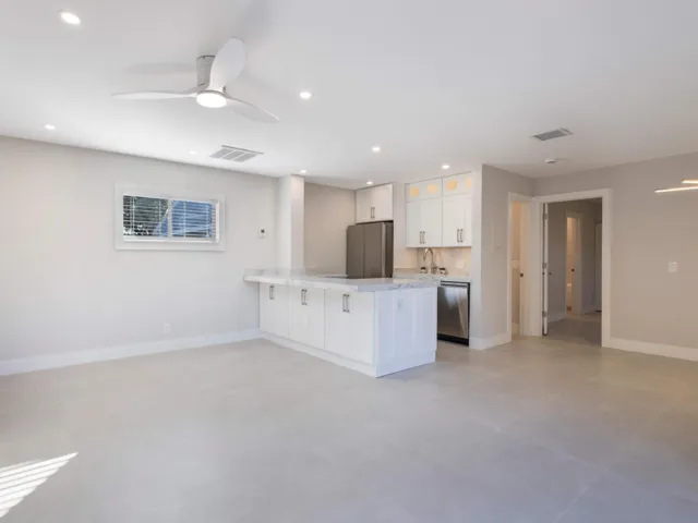 Living Kitchen Dining 1