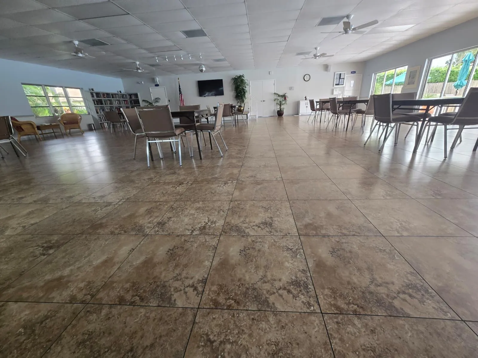 club house 3