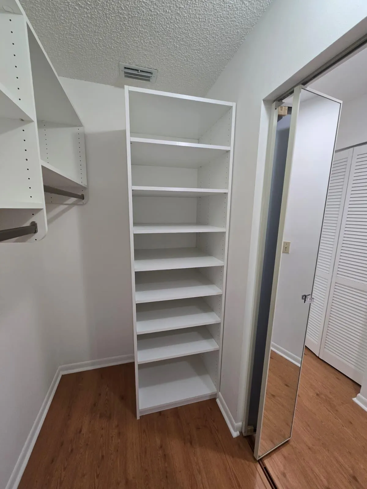 closet1b